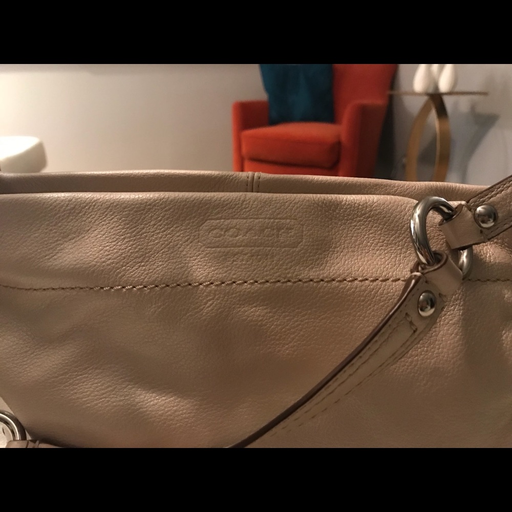 Coach bag - Picture 2 of 8